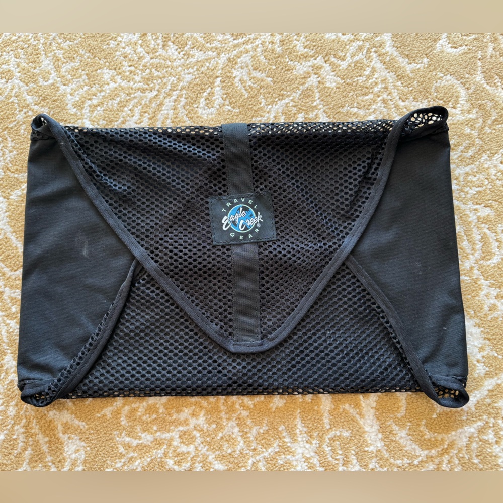 Eagle Creek Pack It System for travel